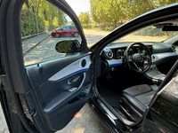 Usata Mercedes E220 Premium 194 CV (142 kW) 2020 Nero Berlina