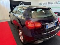 Usata Mercedes GLA200 Executive 136 CV (100 kW) 2017 Blu/azzurro SUV