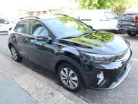Gebraucht Kia Stonic Style 84 PS (61 kW) 2023 Schwarz SUV