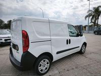 Usata Fiat Doblò 90 CV (66 kW) 2017 Bianco Monovolume