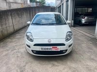 Usata Fiat Punto Street 85 CV (62 kW) 2014 Bianco Utilitaria