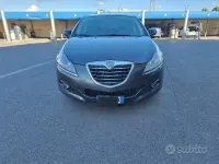 Usata Lancia Delta Gold 120 CV (88 kW) 2011 Grigio Utilitaria