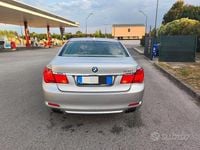 Usata BMW 750 408 CV (300 kW) 2012 Argento Berlina