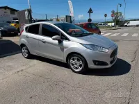 Usata Ford Fiesta Titanium 97 CV (71 kW) 2014 Grigio Utilitaria