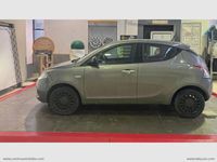 Usata Lancia Ypsilon Silver 69 CV (50 kW) 2022 Grigio Utilitaria