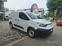 Usata Fiat Doblò 130 CV (95 kW) 2024 Bianco Monovolume