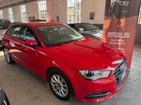 Gebraucht Audi A3 Ambiente 150 PS (110 kW) 2014 Rot Limousine