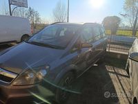 Usata Opel Zafira 101 CV (74 kW) 2006 Grigio Monovolume