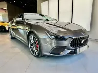Usata Maserati Ghibli 581 CV (427 kW) 2021 Grigio maratea Berlina