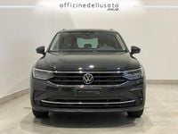 Gebraucht VW Tiguan Life 150 PS (110 kW) 2023 Schwarz SUV