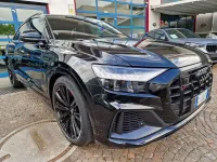 Usata Audi SQ8 Ambiente 507 CV (372 kW) 2022 Mythosschwarz metallic SUV
