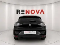 Usata Renault Clio V Techno 101 CV (74 kW) 2024 Nero Berlina