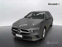 Usata Mercedes A180 116 CV (85 kW) 2020 Grigio Monovolume