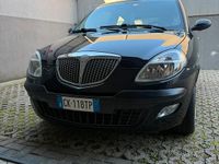 Usata Lancia Ypsilon 80 CV (58 kW) 2003 Nero Utilitaria