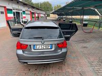 Usata BMW 320 184 CV (135 kW) 2011 Grigio Station wagon
