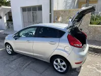 Usata Ford Fiesta Titanium 95 CV (69 kW) 2010 Grigio Berlina