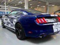 Usata Ford Mustang Fastback 305 CV (224 kW) 2016 Blu metallizzato Berlina