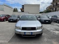 Gebraucht Audi A4 130 PS (95 kW) 2004 Grau Kombi