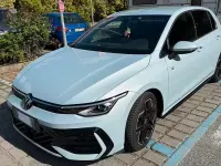 Usata VW Golf VIII R-line Plus 150 CV (110 kW) 2024 Blu Berlina