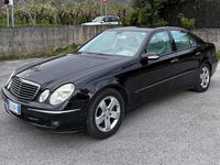 Usata Mercedes E280 Avantgarde 190 CV (139 kW) 2005 Nero Berlina