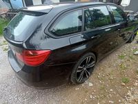 Usata BMW 330 116 CV (85 kW) 2012 Nero Station wagon