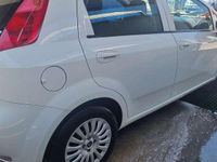 Usata Fiat Punto Street 95 CV (69 kW) 2018 Bianco Utilitaria