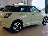 Nuova Suzuki Swift 83 CV (61 kW) 2025 Verde Berlina