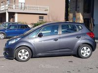 Usata Kia Venga Active 90 CV (66 kW) 2018 Gray Utilitaria