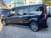 Usata Ford Tourneo Titanium 120 CV (88 kW) 2022 Nero Furgone