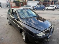 Usata Lancia Ypsilon 59 CV (43 kW) 2002 Nero Utilitaria