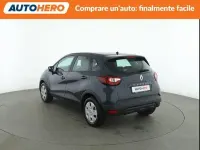 Usata Renault Captur Life 90 CV (66 kW) 2018 Blu SUV