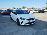 Usata Opel Corsa Design Edition 75 CV (55 kW) 2023 Bianco Utilitaria