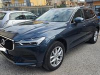 Usata Volvo XC60 Momentum 197 CV (144 kW) 2020 Blu SUV