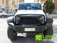 Usata Jeep Wrangler Unlimited Sahara 200 CV (147 kW) 2014 Bianco SUV