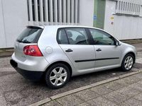 Usata VW Golf IV 140 CV (102 kW) 2004 Argento Berlina