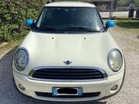 Usata Mini Cooper 75 CV (55 kW) 2009 Bianco Utilitaria