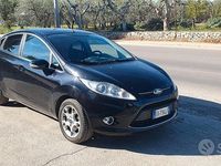 Usata Ford Fiesta Titanium 80 CV (58 kW) 2011 Nero Utilitaria