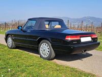 Usata Alfa Romeo Spider 120 CV (88 kW) 1991 Nero Cabrio