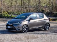 Usata Toyota Yaris Hybrid Business Edition 73 CV (53 kW) 2018 Marrone Berlina