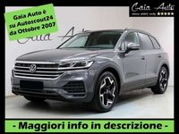 Usata VW Touareg R-line 231 CV (169 kW) 2024 Grigio SUV