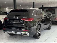 Usata Mercedes GLC220 Premium 194 CV (142 kW) 2024 Nero SUV