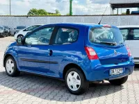 Usata Renault Twingo Privilege 76 CV (55 kW) 2008 Blu/azzurro Utilitaria