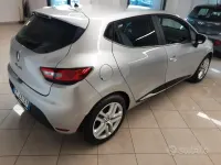 Usata Renault Clio IV Life 73 CV (53 kW) 2016 Grigio Berlina