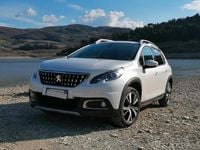 Usata Peugeot 2008 Allure 120 CV (88 kW) 2017 Bianco SUV