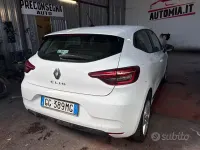 Usata Renault Clio V Zen 101 CV (74 kW) 2022 Bianco Berlina