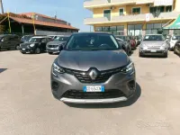 Usata Renault Captur Intens 101 CV (74 kW) 2021 Grigio SUV