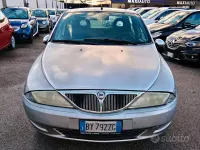 Begagnad Lancia Ypsilon 80 HK (58 kW) 2002 Grå Halvkombi