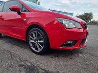 Usata Seat Ibiza SC 69 CV (50 kW) 2015 Rosso Utilitaria