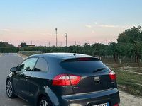 Usata Kia Rio EX 90 CV (66 kW) 2013 Grigio Berlina