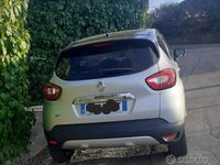 Usata Renault Captur 90 CV (66 kW) 2016 Grigio SUV